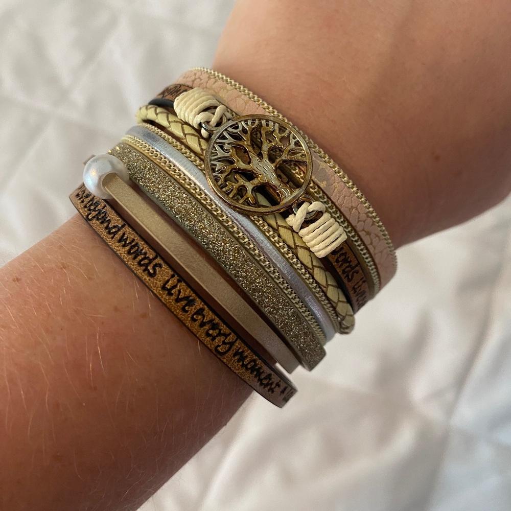 Desimtion Tree of Life Leather Bracelet